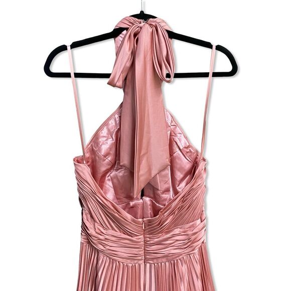 Mac Duggal Pink 11302
Pleated Halter Neck Asymmetrical Hem Gown Maxi Dress 8 - Picture 6 of 13